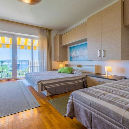 Pavlovic Apartment Crikvenica Ngoại thất bức ảnh